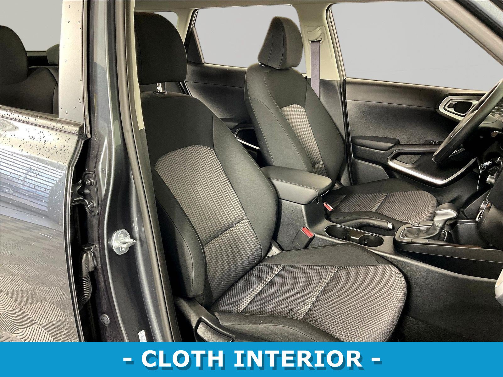 Used 2025 Kia Soul LX w/ LX Technology Package FWD image 26