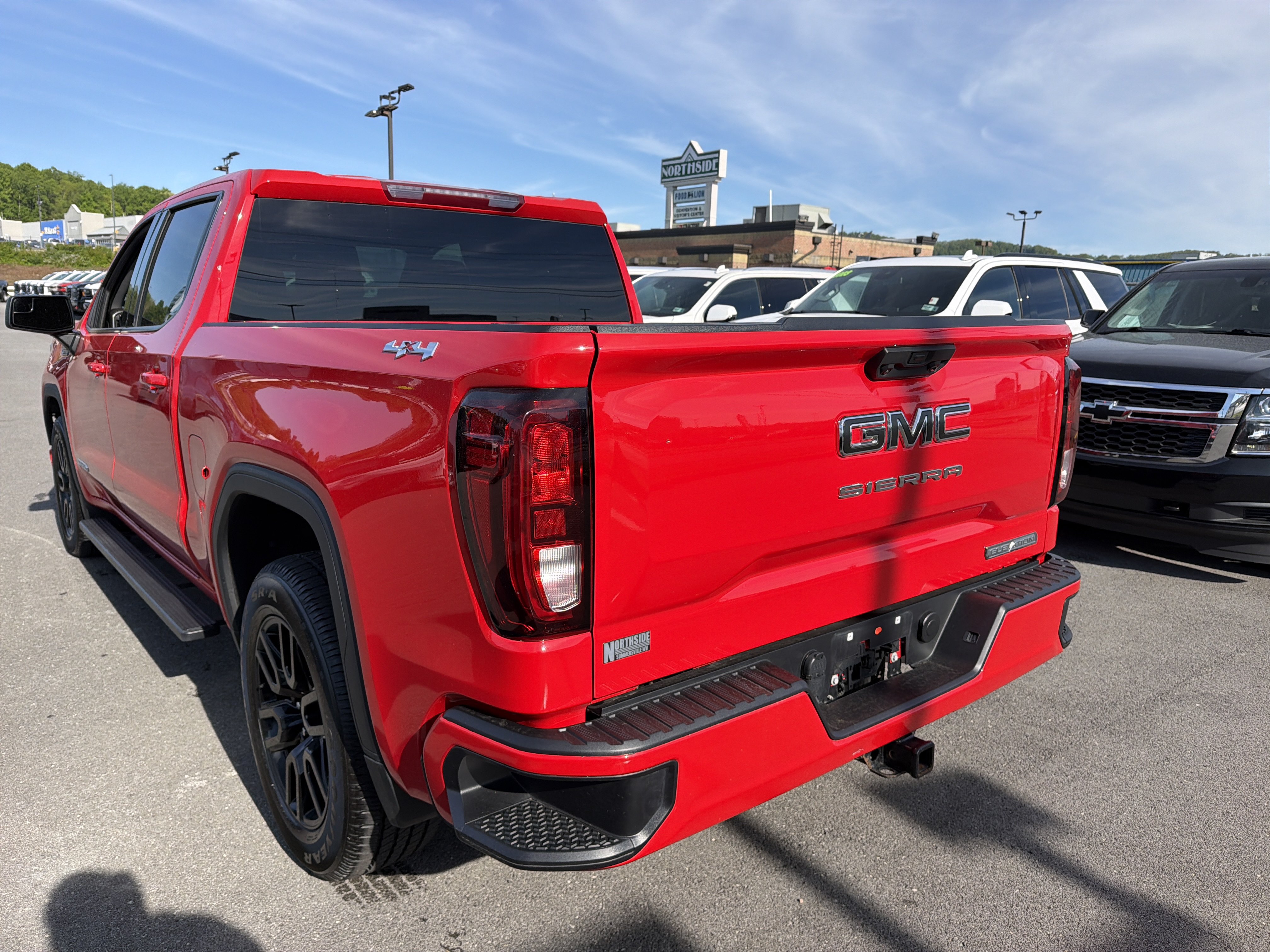 Used 2024 GMC Sierra 1500 Elevation AWD/4WD image 8