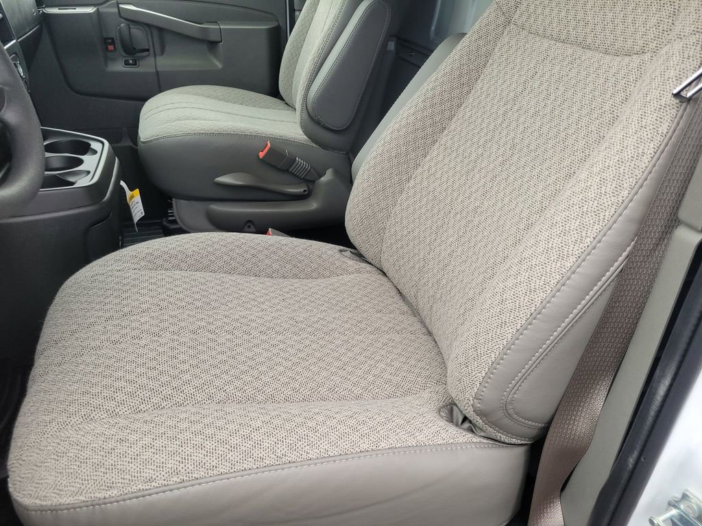 New 2025 Chevrolet Express 2500 w/ Driver Convenience Package image 17