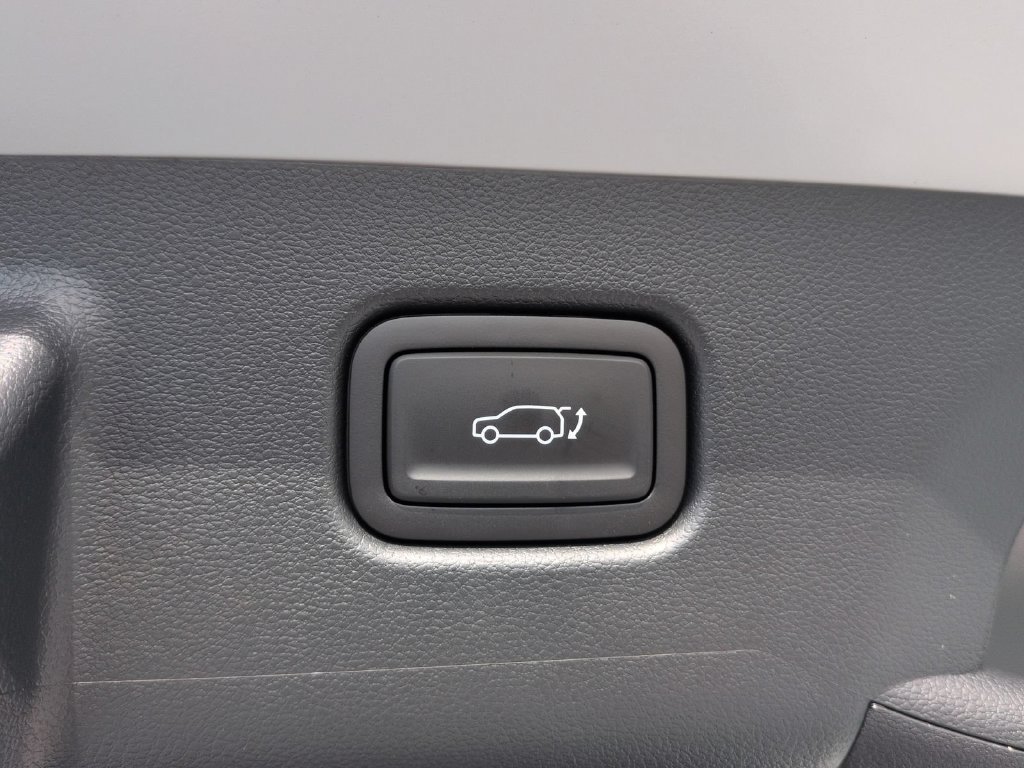 New 2027 Hyundai Kona Limited FWD image 17