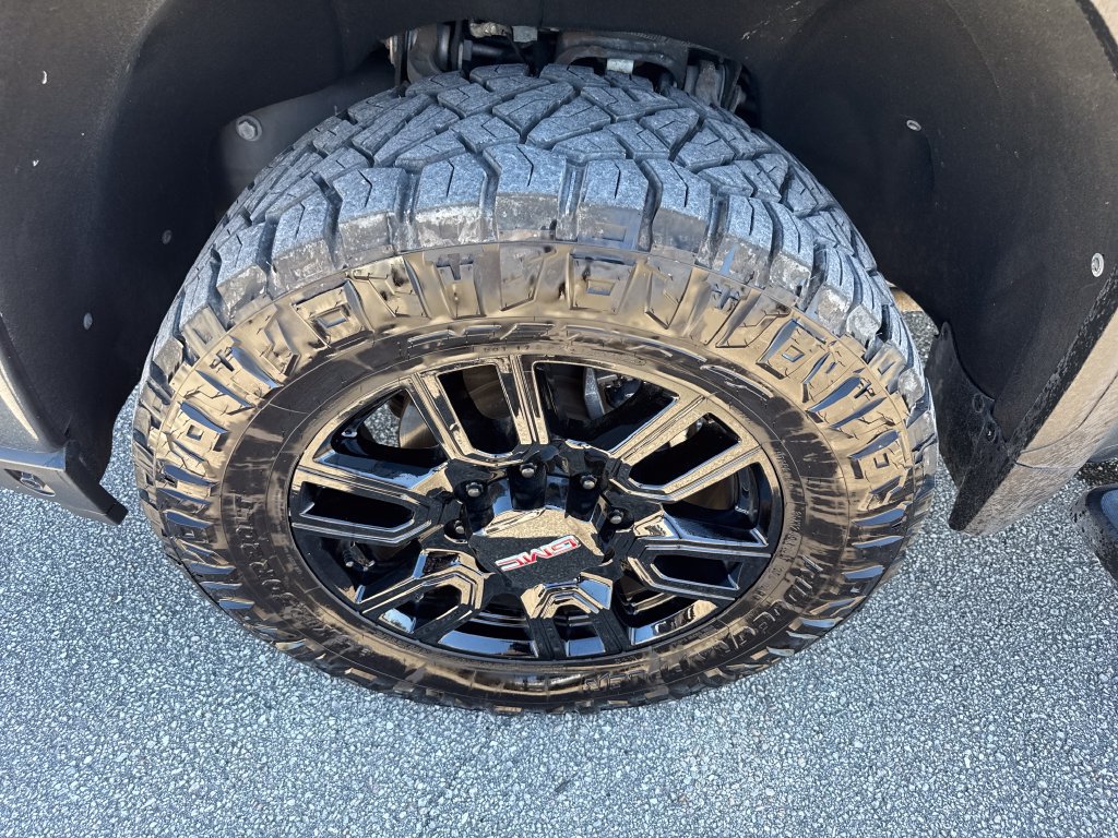 Used 2020 GMC Sierra 2500 Denali w/ Denali Ultimate Package AWD/4WD image 12