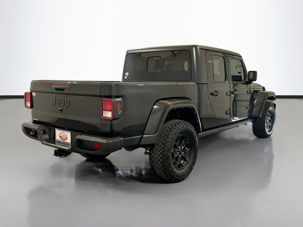 Used 2023 Jeep Gladiator Mojave AWD/4WD image 4