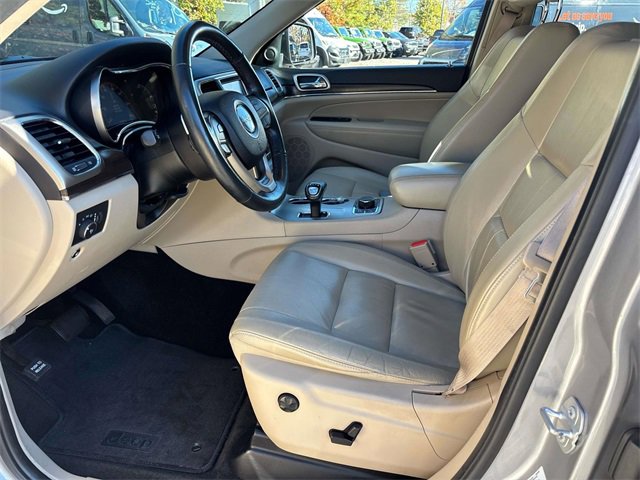 Used 2015 Jeep Grand Cherokee Limited image 12