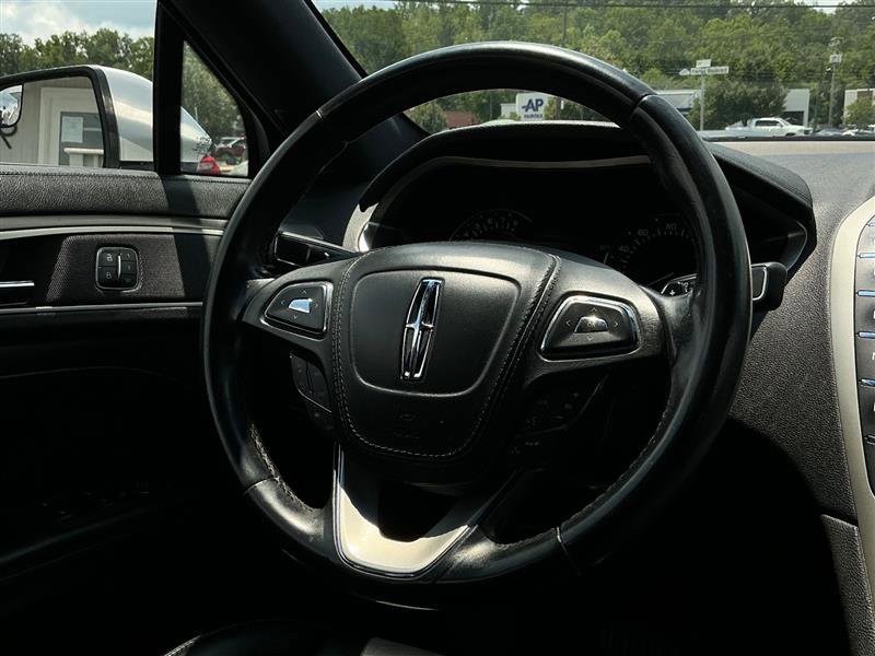 Used 2017 Lincoln MKZ Premiere image 21