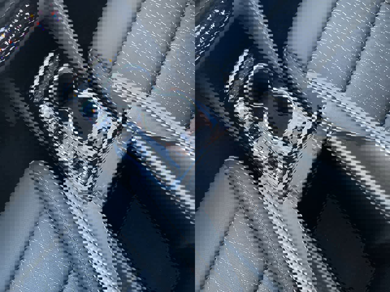 Used 2023 Buick Envision Avenir image 26