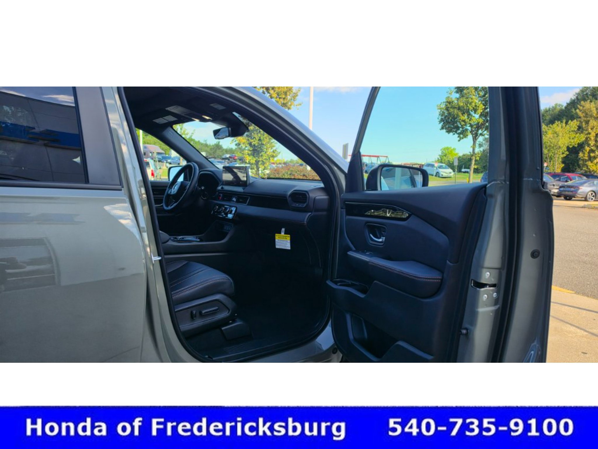 Used 2026 Honda Pilot TrailSport image 15