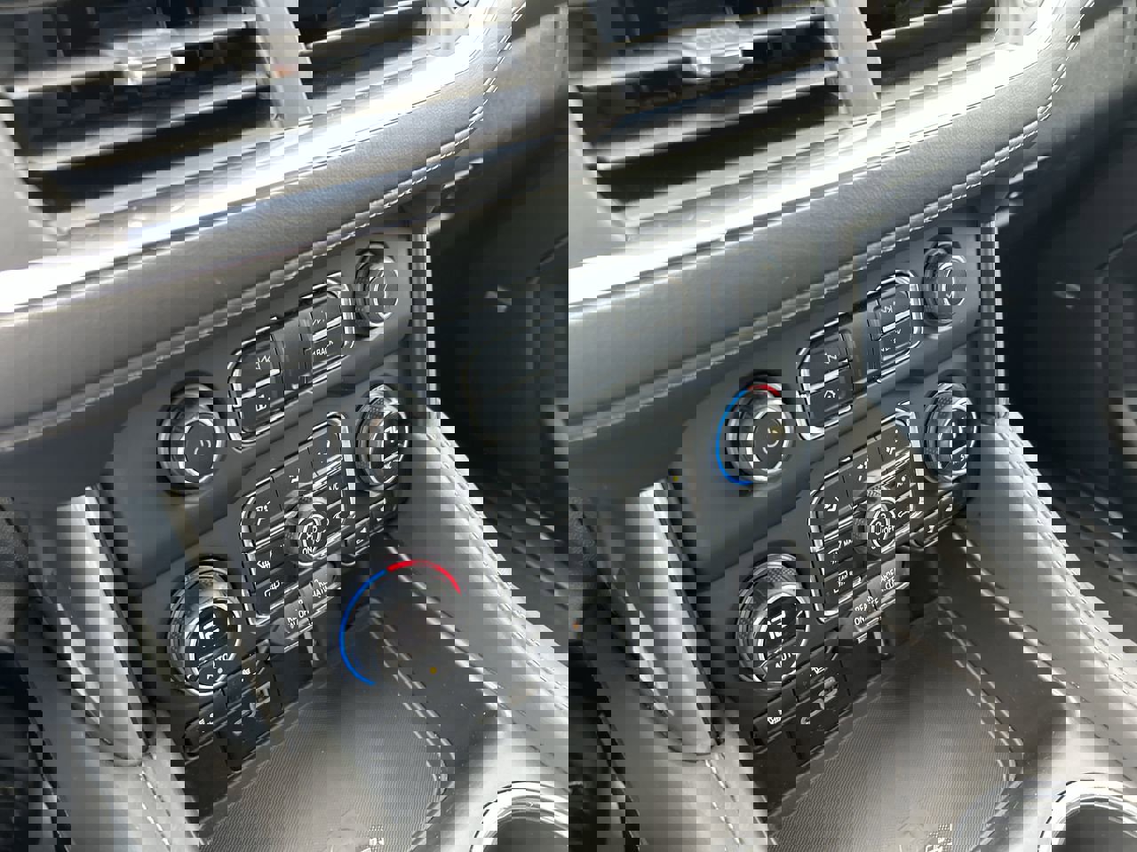 Used 2024 Chevrolet Tahoe LT image 29