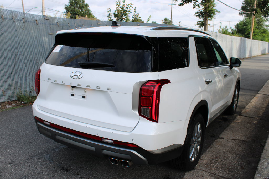 Used 2025 Hyundai Palisade SEL FWD image 6