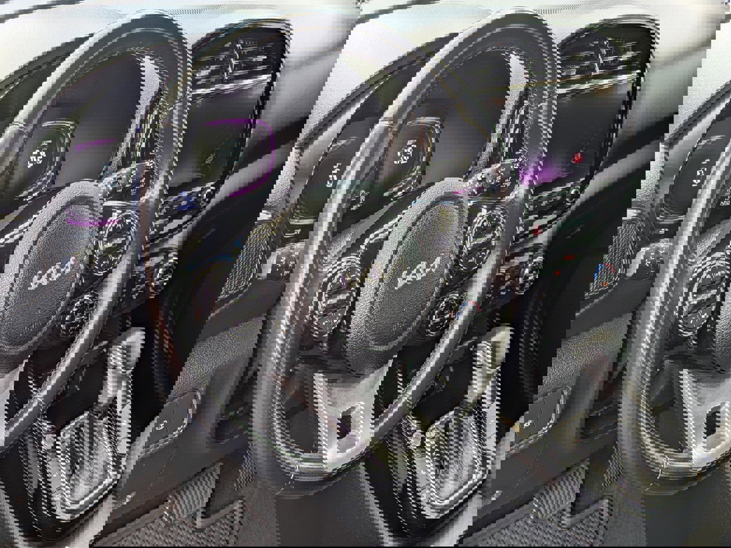 Used 2023 Kia Soul EX image 16