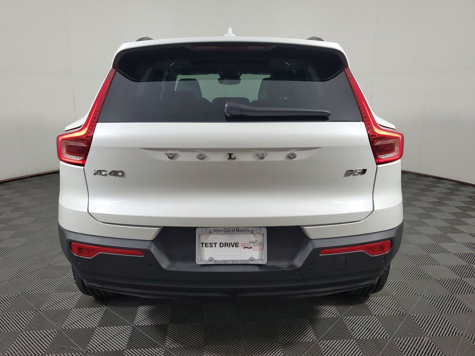 Used 2026 Volvo XC40 B5 Plus w/ Protection Package Premier AWD/4WD image 5