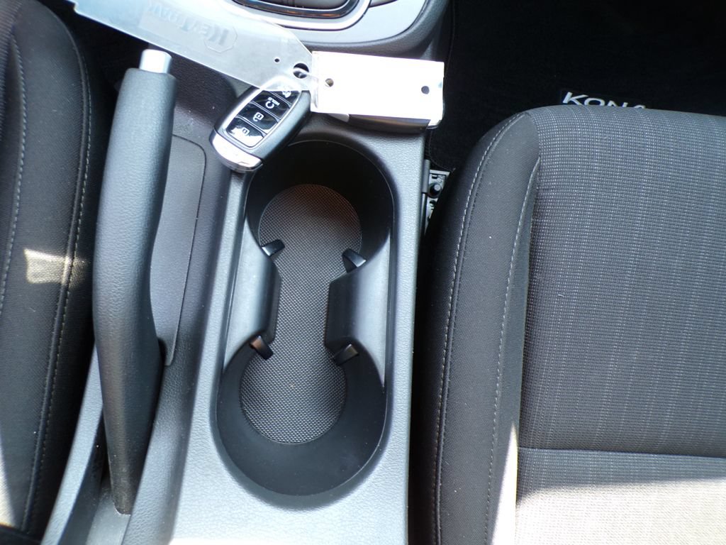 Certified 2022 Hyundai Kona SEL AWD/4WD image 28