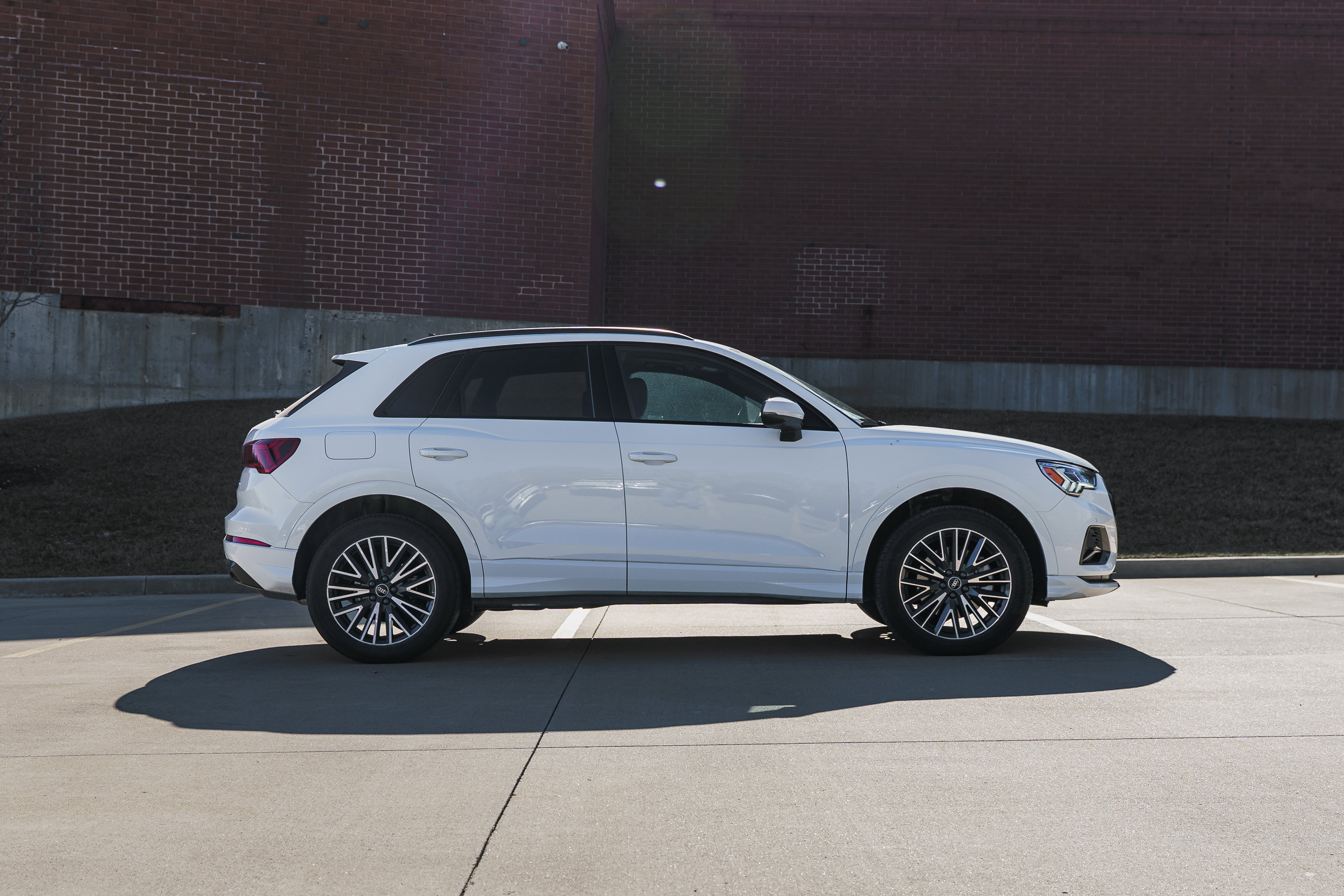 Certified 2023 Audi Q3 2.0T Premium Plus w/ Premium Plus Package image 3