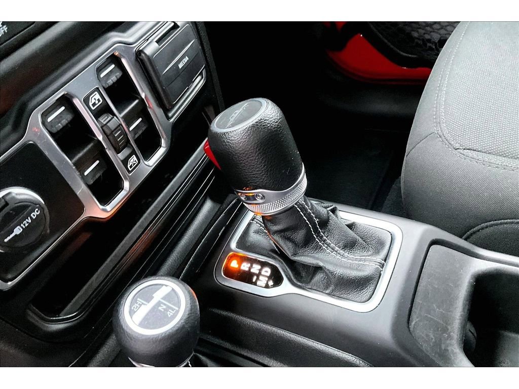 Used 2023 Jeep Gladiator Overland AWD/4WD image 17