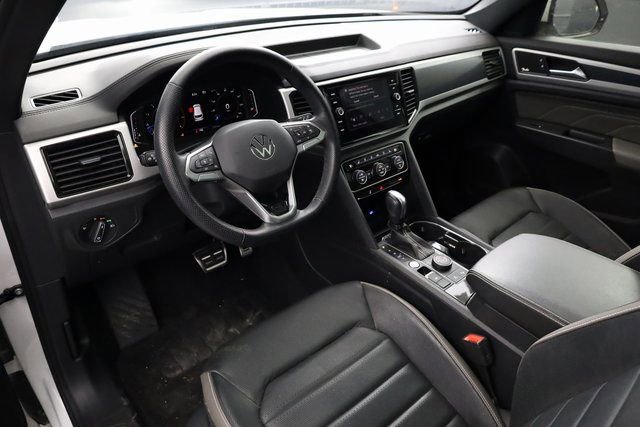 Used 2023 Volkswagen Atlas Cross Sport SEL Premium R-Line image 10