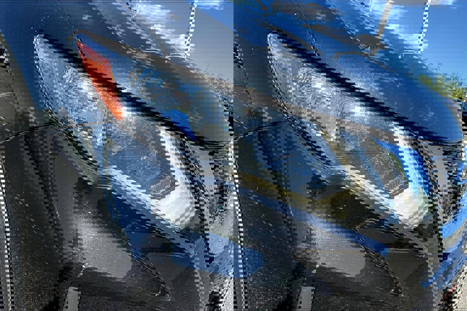 Used 2017 Nissan Rogue S image 25