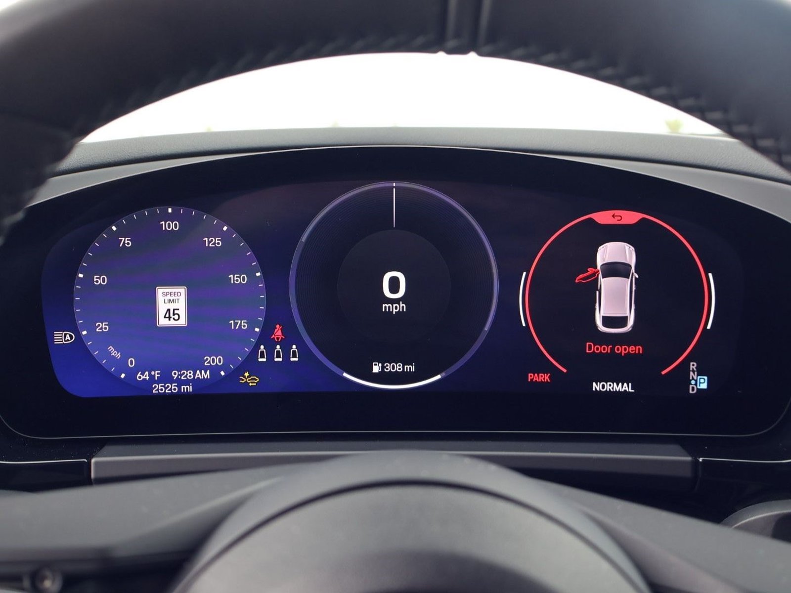 Used 2025 Porsche Macan Electric w/ Premium Package RWD image 16