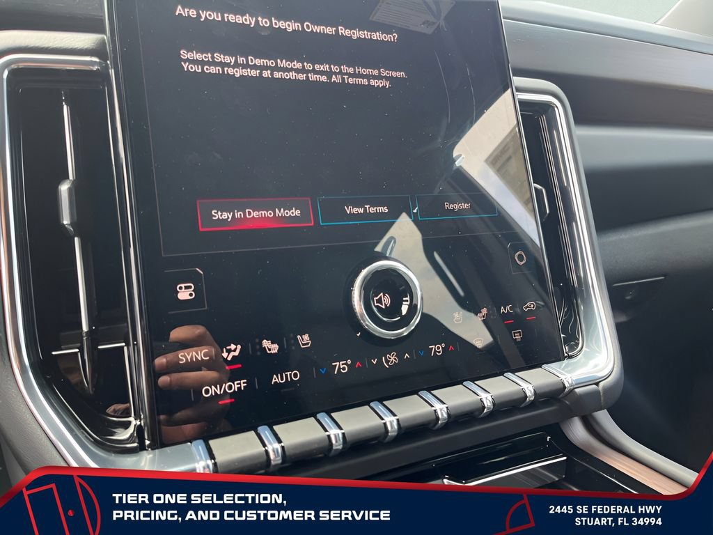 New 2026 GMC Yukon XL Denali w/ Denali Reserve Package AWD/4WD image 30