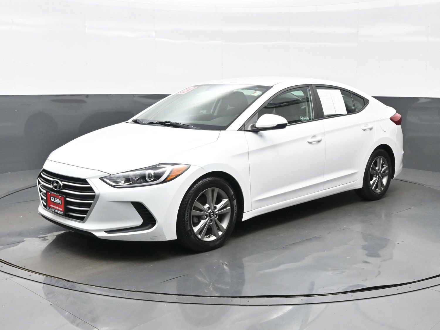 Used 2018 Hyundai Elantra SEL FWD image 2
