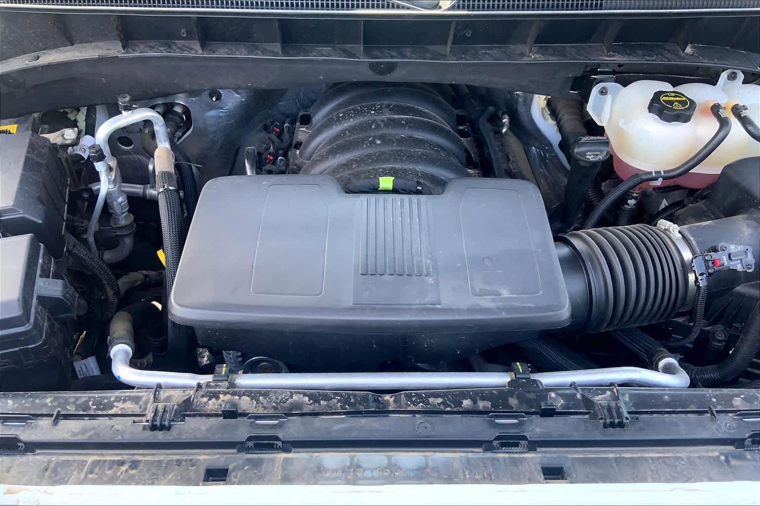 Used 2025 Chevrolet Silverado 1500 LTZ AWD/4WD image 32