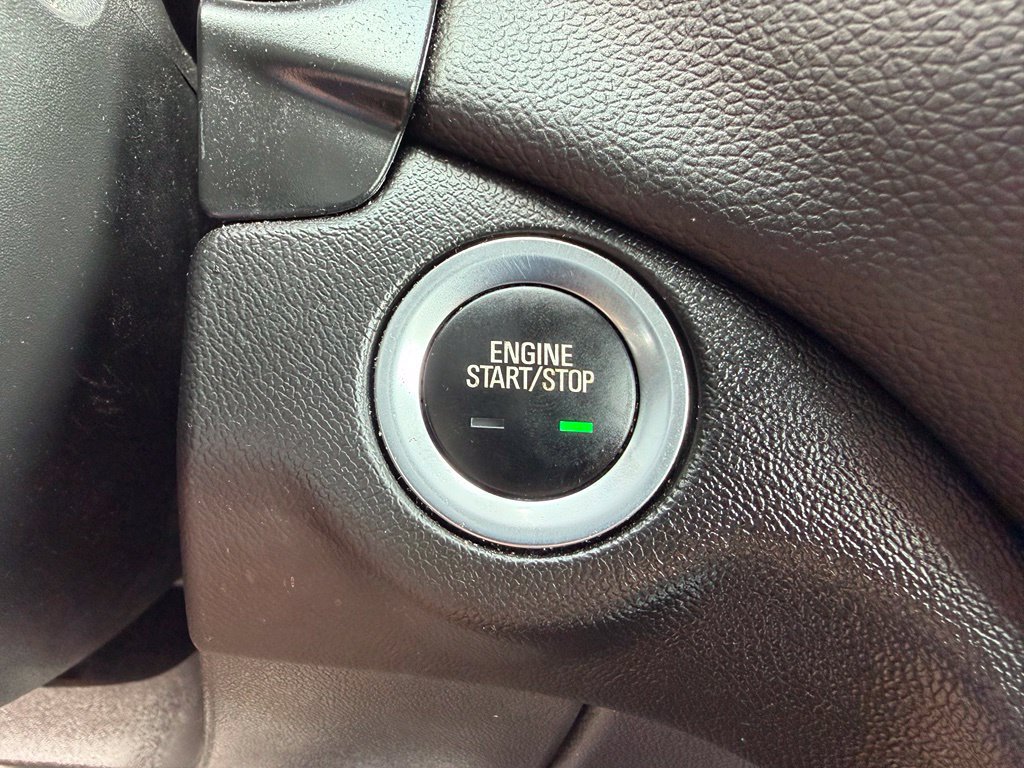 Used 2023 Chevrolet Equinox LT FWD image 30