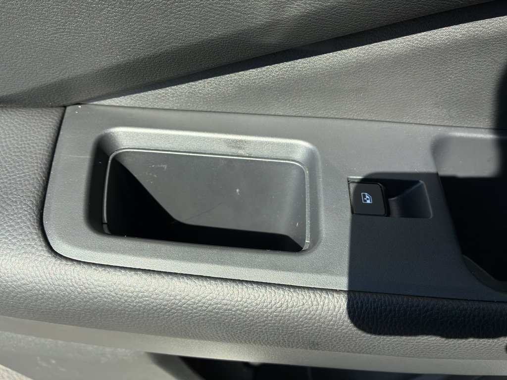 Used 2025 Nissan Pathfinder Rock Creek AWD/4WD image 40