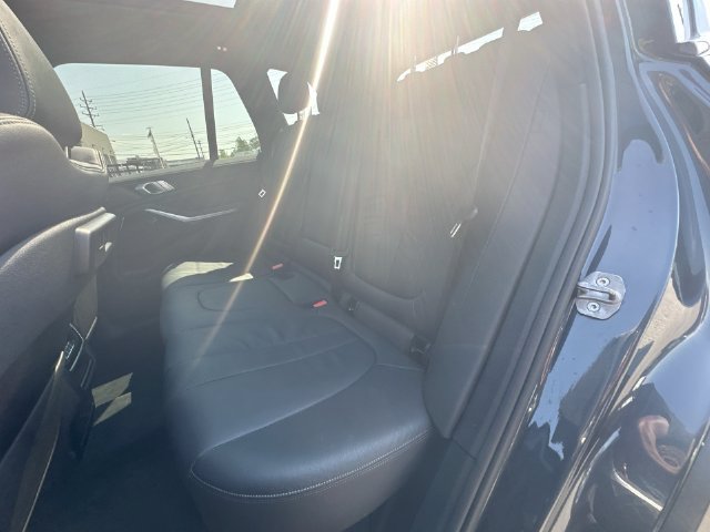 Used 2019 BMW X5 xDrive40i AWD/4WD image 26
