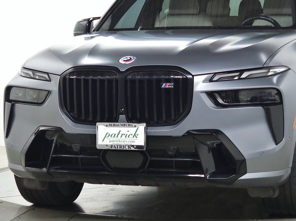 Used 2023 BMW X7 M60i w/ Executive Package AWD/4WD image 3