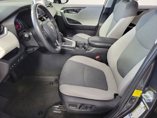 Used 2021 Toyota RAV4 XLE w/ Convenience Package AWD/4WD image 19