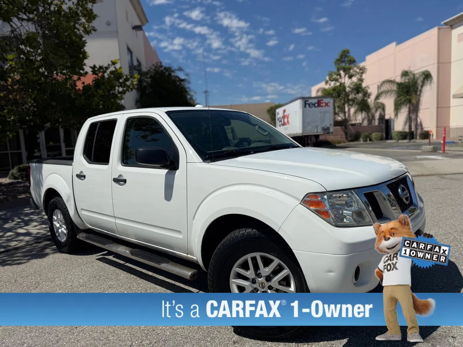 Used 2015 Nissan Frontier SV w/ SV Value Truck Package RWD image 9