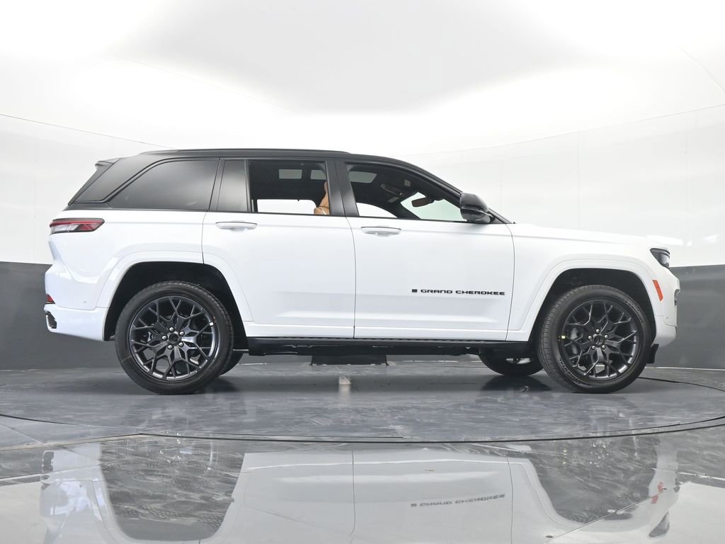 New 2025 Jeep Grand Cherokee Summit image 57