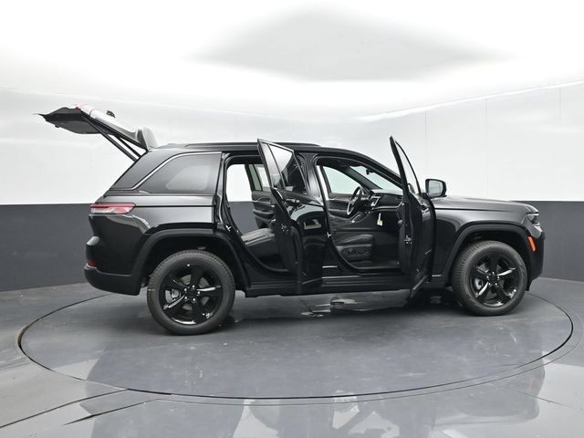 New 2026 Jeep Grand Cherokee Limited w/ Limited Altitude Package RWD image 65