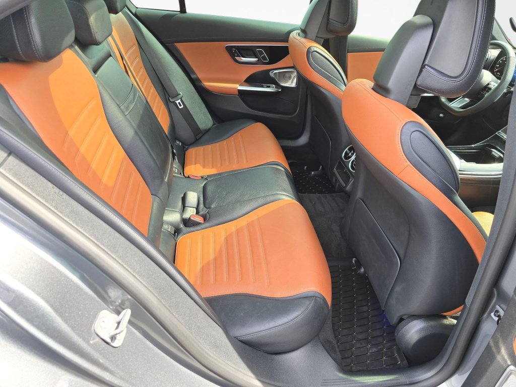 Used 2024 Mercedes-Benz C 300 4MATIC Sedan image 20