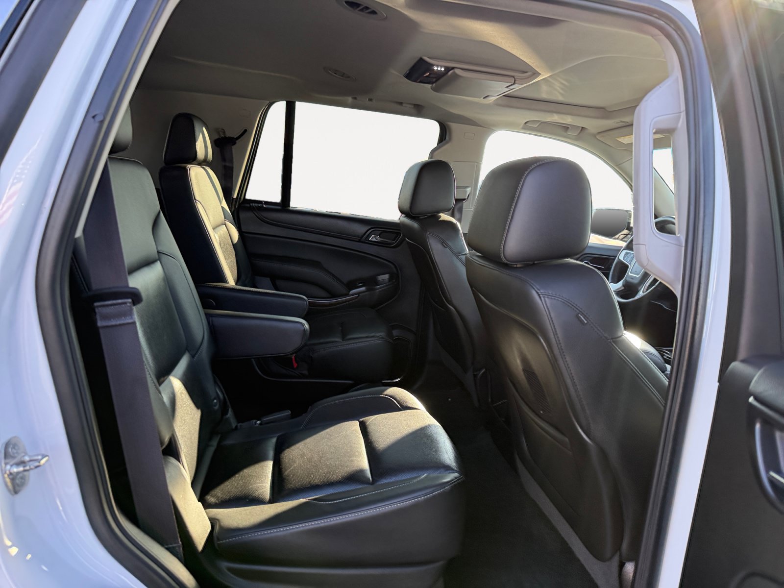 Used 2016 GMC Yukon SLT w/ Premium Edition AWD/4WD image 18