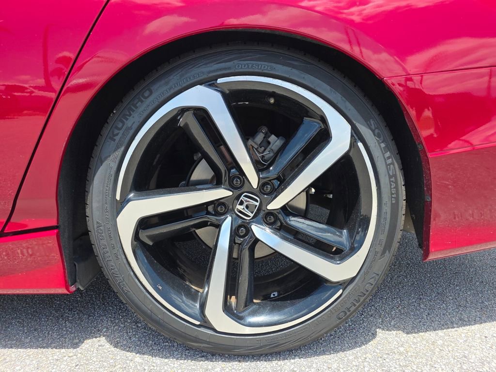 Used 2019 Honda Accord Sport image 15