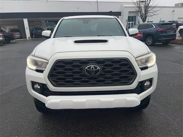 Used 2020 Toyota Tacoma SR image 6
