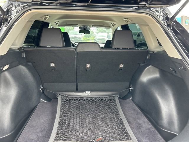 Used 2023 Toyota Corolla Cross LE FWD image 9