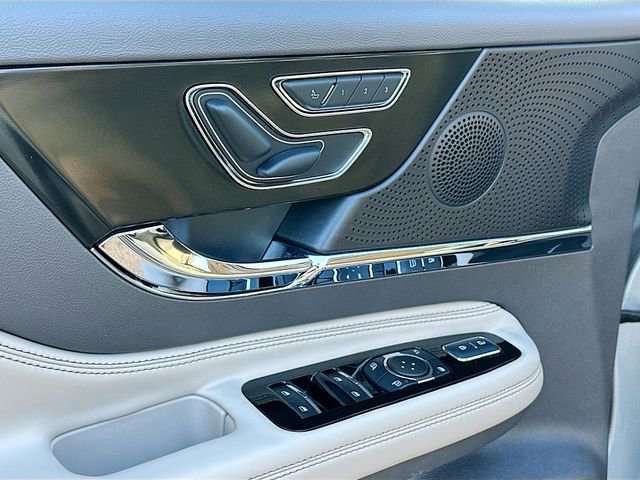 Used 2024 Lincoln Corsair Reserve AWD/4WD image 18