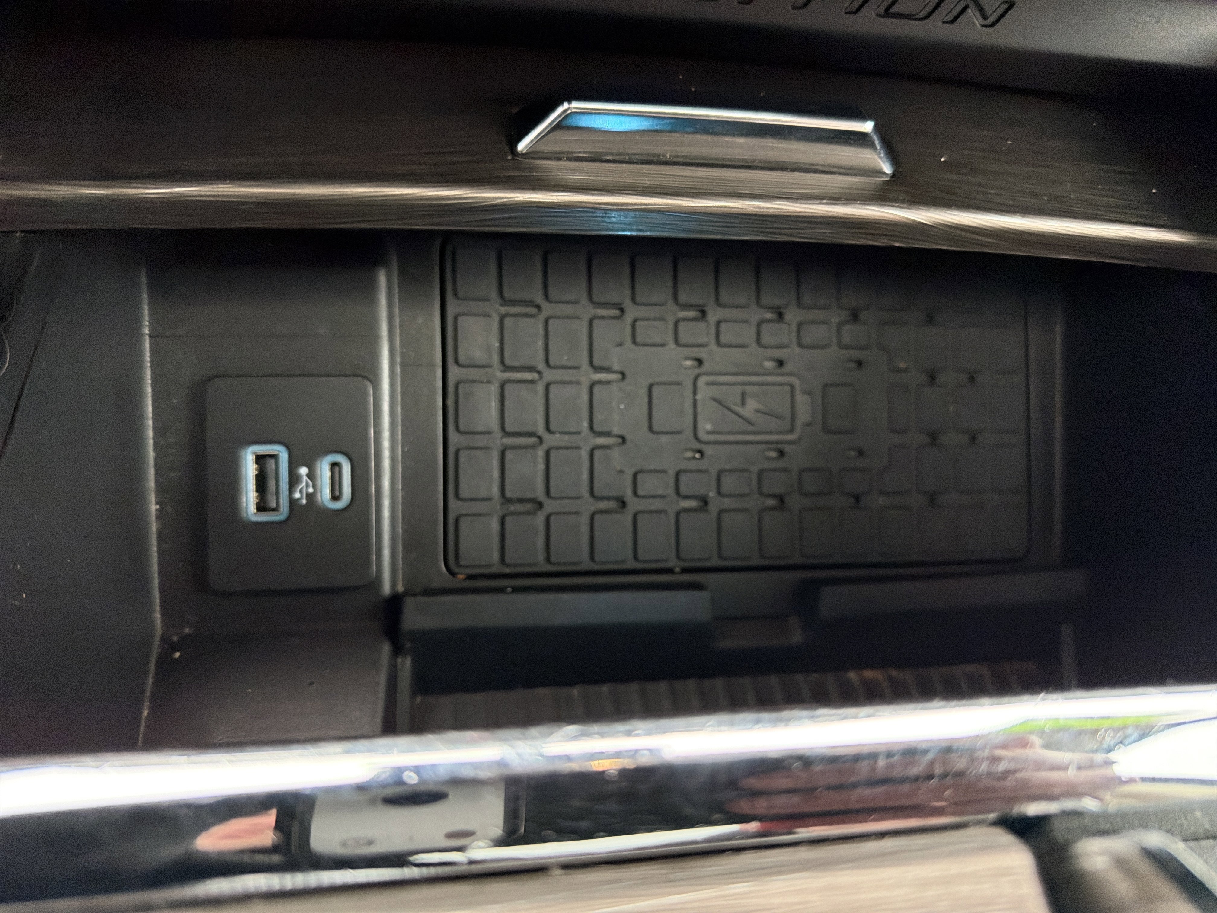 Used 2024 Ford Expedition Max Limited image 32