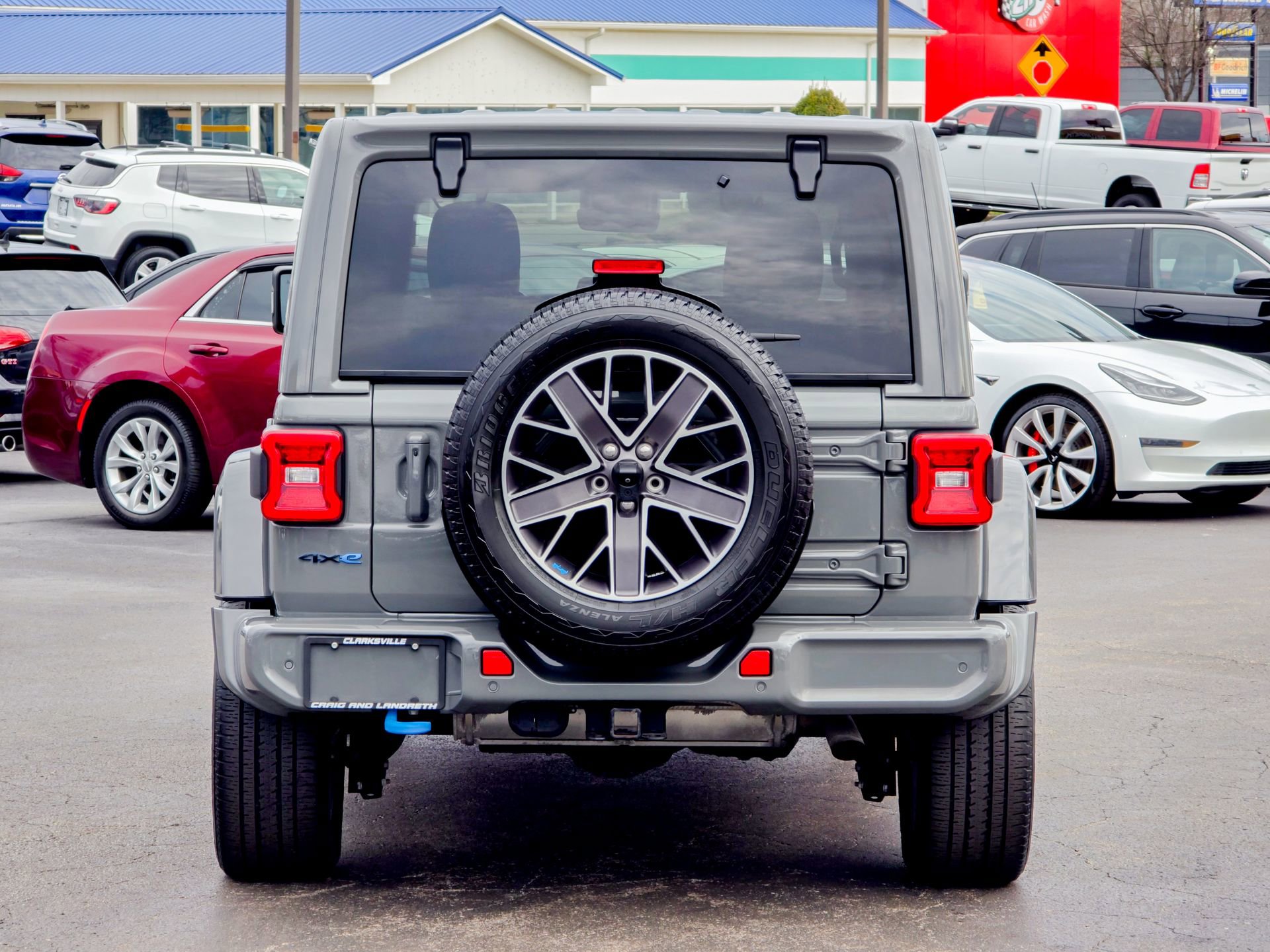 Used 2022 Jeep Wrangler Unlimited Sahara image 22