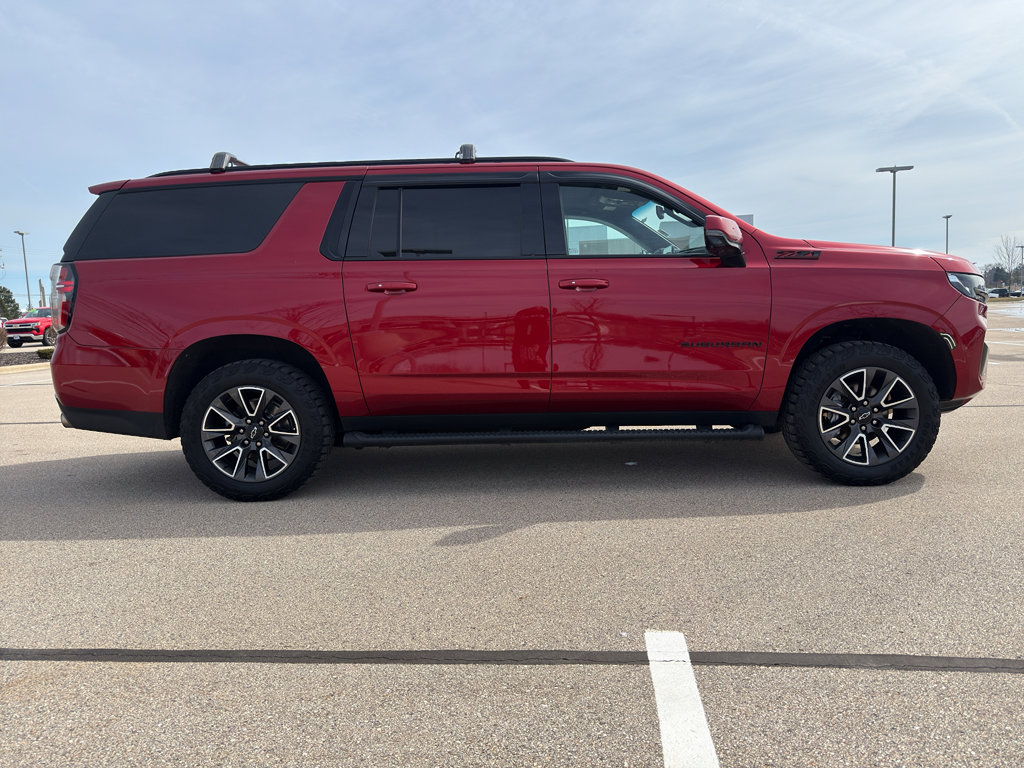 Used 2022 Chevrolet Suburban Z71 w/ Z71 Off-Road Package image 5