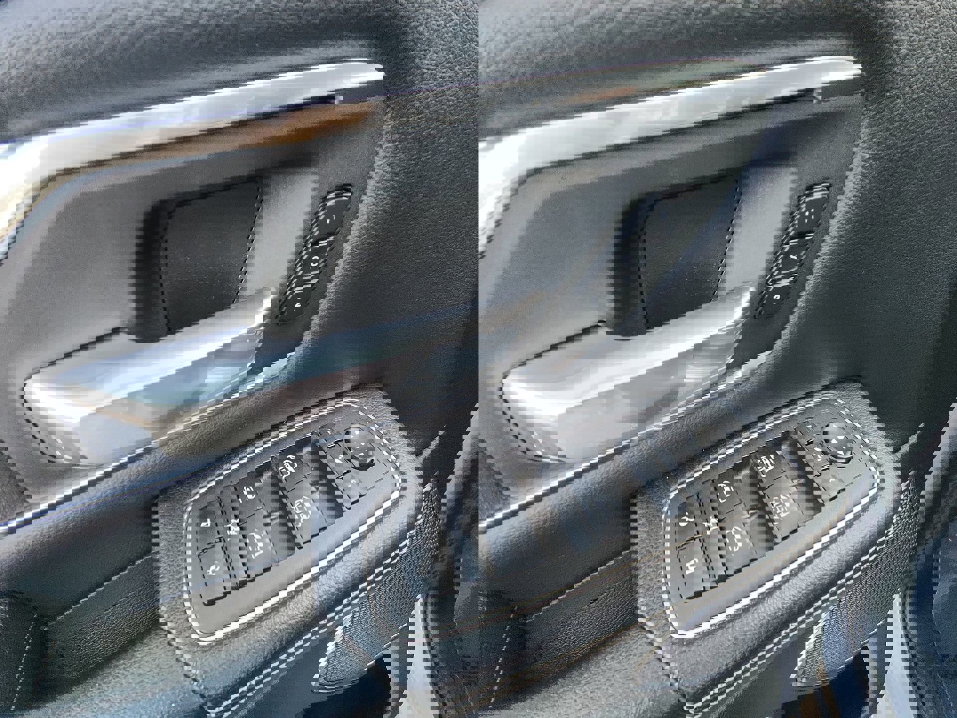 Certified 2024 RAM 1500 Laramie image 15