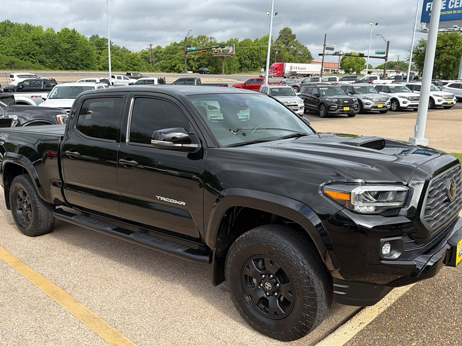 Used 2023 Toyota Tacoma TRD Sport w/ TRD Premium Sport Package AWD/4WD image 1