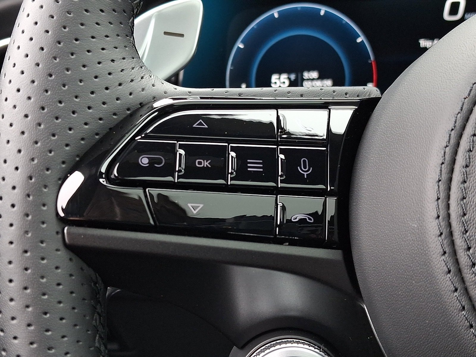 Certified 2025 Maserati Grecale GT AWD/4WD image 22