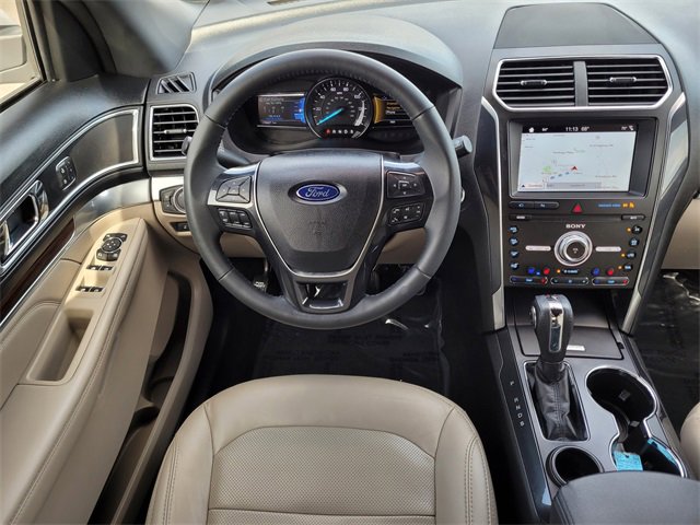 Used 2019 Ford Explorer Limited image 11