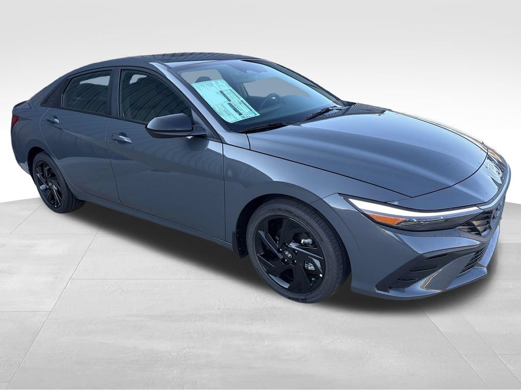 New 2026 Hyundai Elantra SEL Sport FWD image 9
