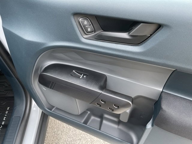 New 2025 Ford Maverick XL w/ Equipment Group 101A image 45