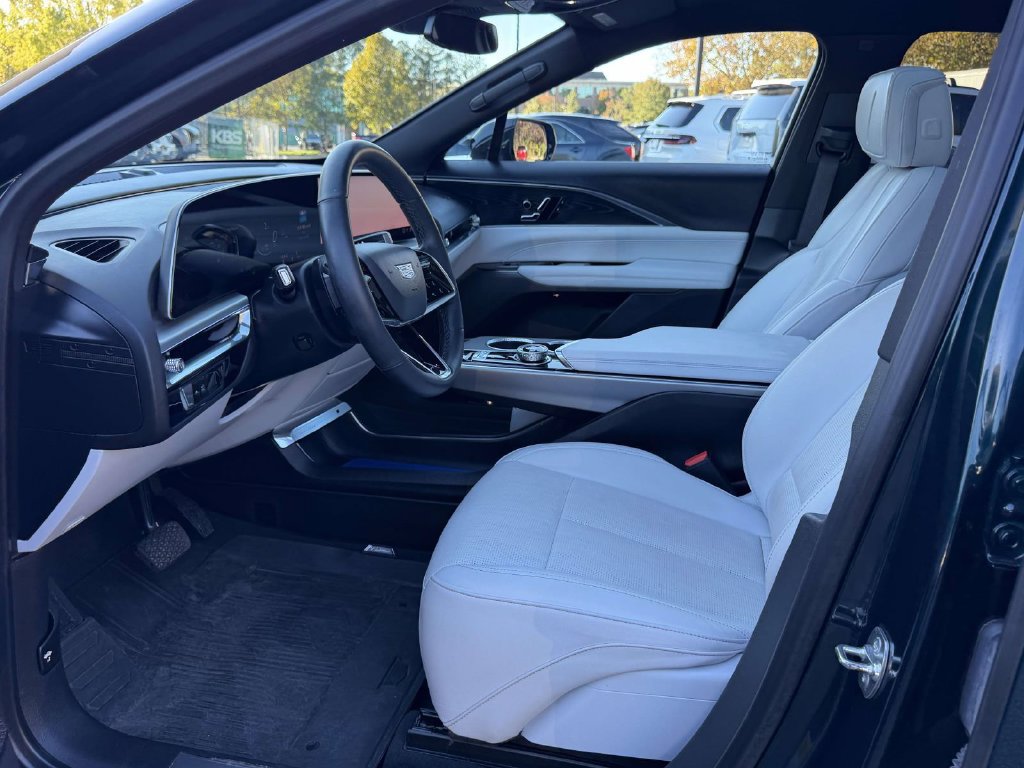 Certified 2024 Cadillac Lyriq Luxury w/ LPO, Floor Liner Package AWD/4WD image 16