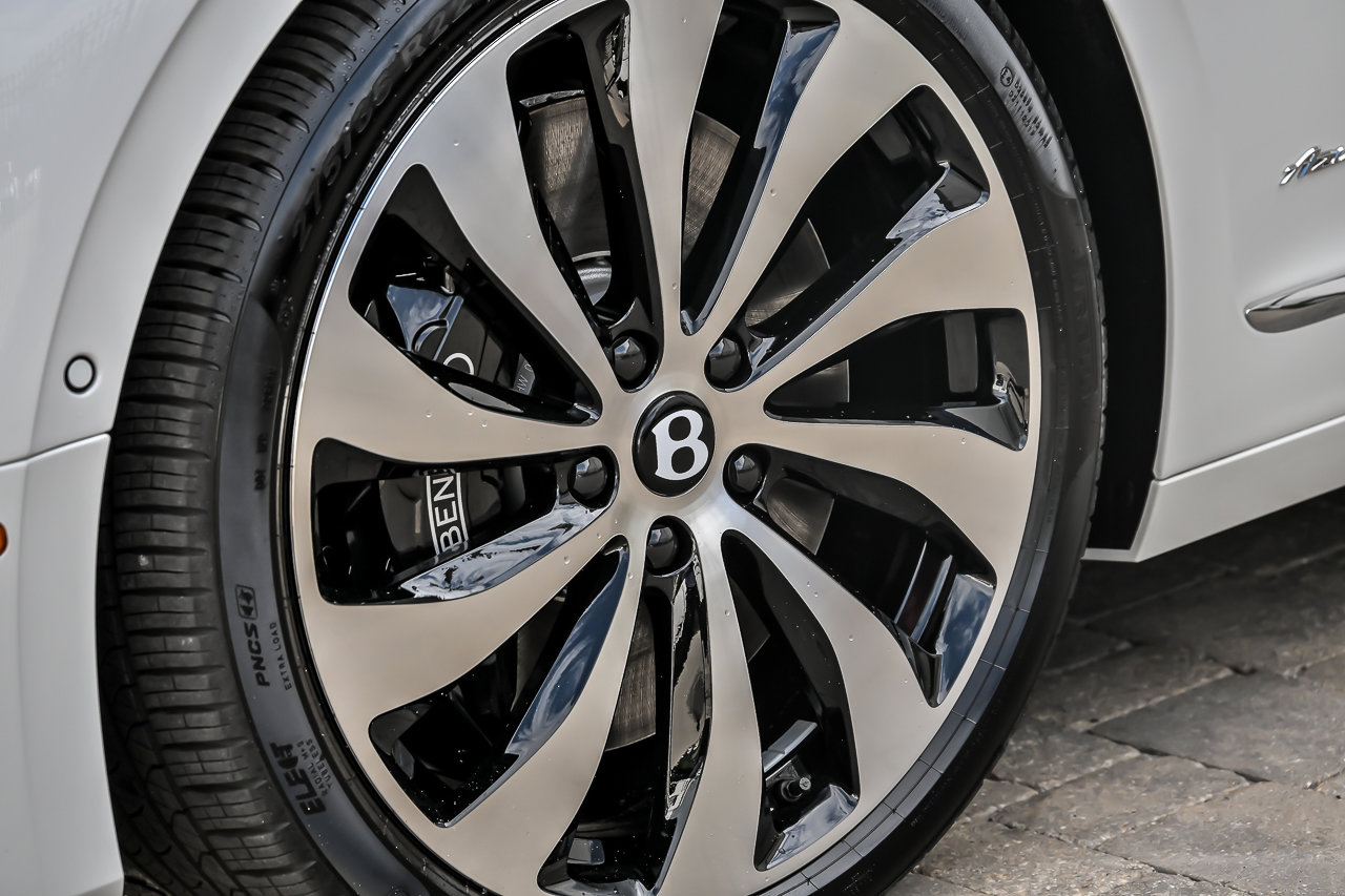 New 2026 Bentley Flying Spur Plug-In Hybrid AWD/4WD image 8
