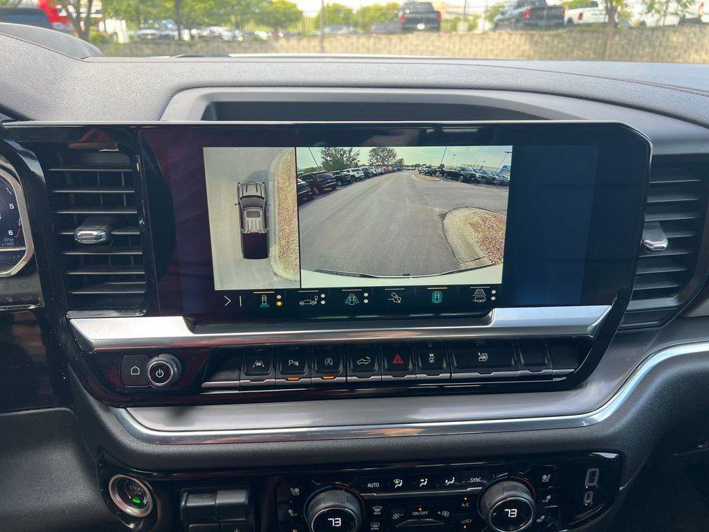 Used 2023 Chevrolet Silverado 1500 High Country w/ Technology Package image 39