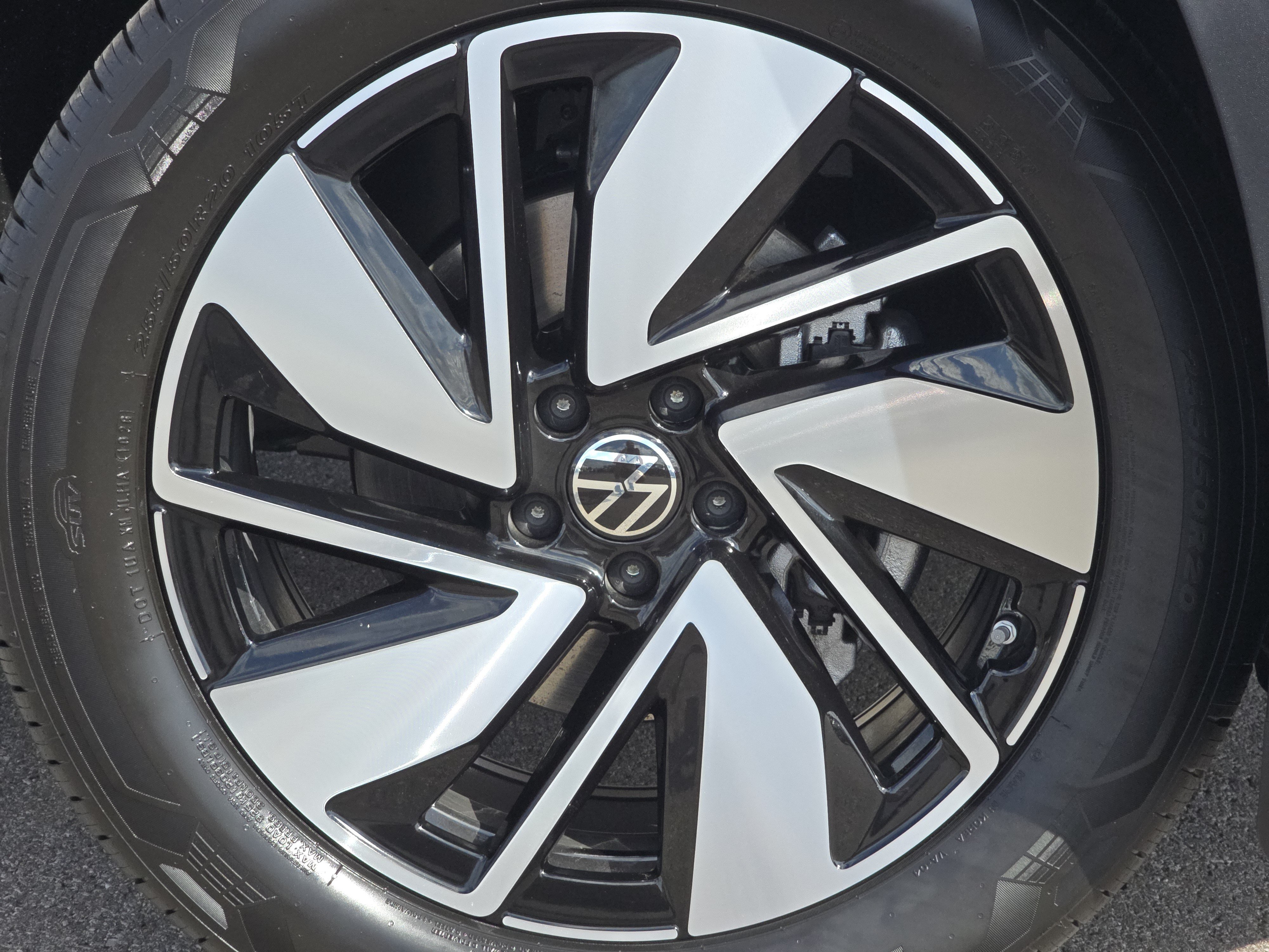 New 2026 Volkswagen Atlas SE AWD/4WD image 15